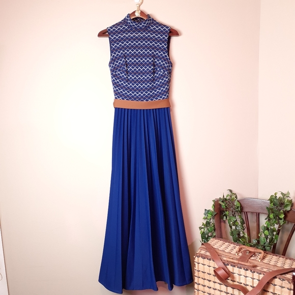 Ruth Norman for Gay Gibson Dresses & Skirts - Vintage sleeveless pleated maxi dress w mock neck